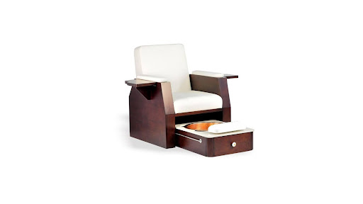 5 Functional Features That Define a Professional Pedicure Foot Spa Chair