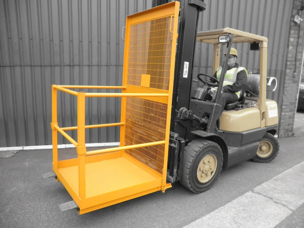 Forklift Safety Cage vs Scissor Lift: Which One Should You Choose?